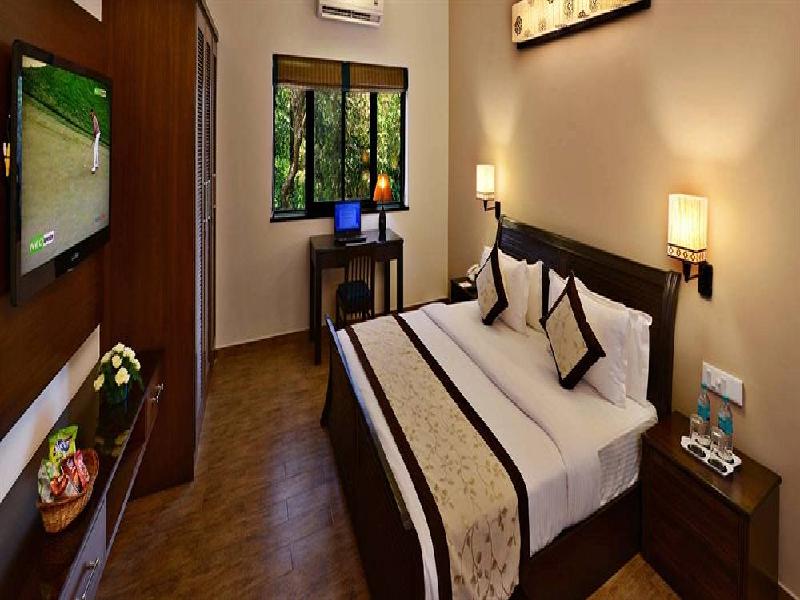 LohonoStays Estate de Frangipani Hotel Goa - Reviews, Photos & Offer
