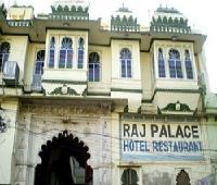 Hotel Raj palace