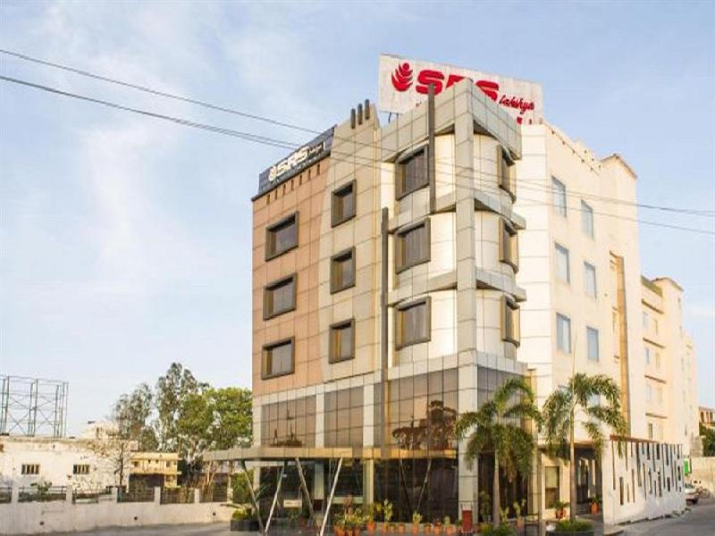 Lakshyas Hotel