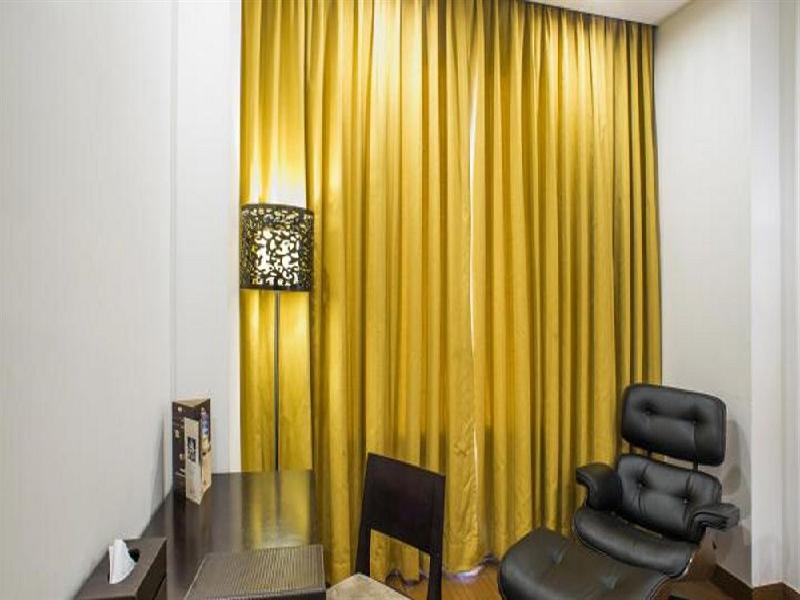 Lakshyas Hotel