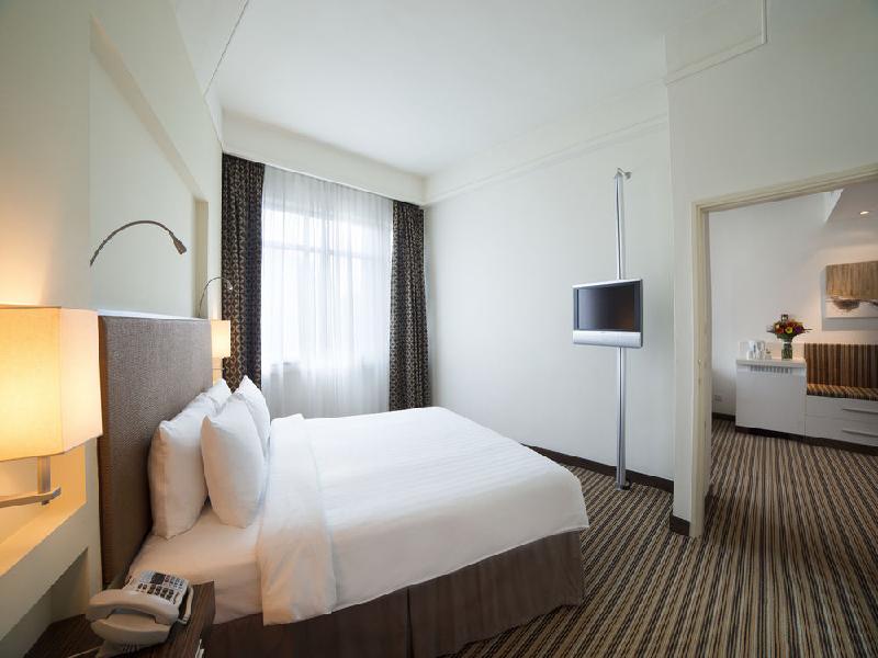 PARKROYAL on Kitchener Road