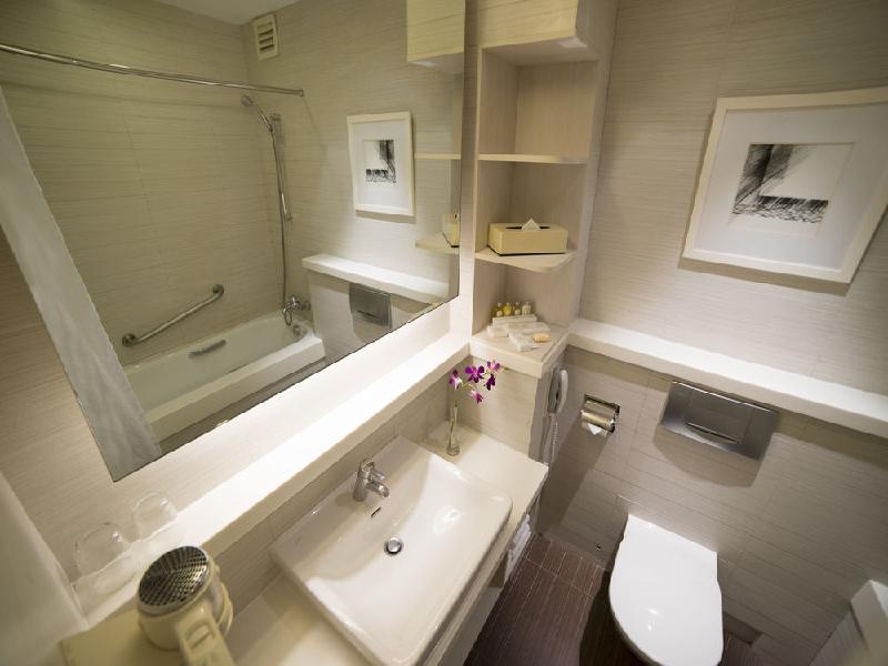 PARKROYAL on Kitchener Road