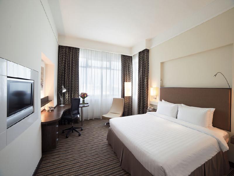 PARKROYAL on Kitchener Road