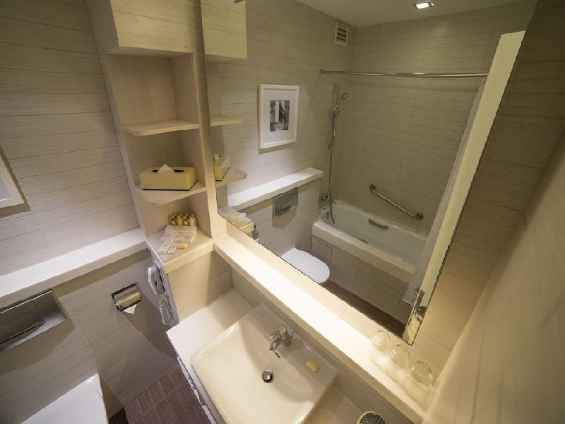 PARKROYAL on Kitchener Road