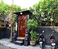 Dana Guesthouse Bali