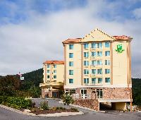 Holiday Inn & Suites Asheville Downtown
