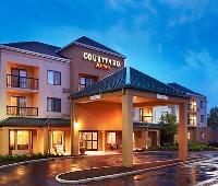 Courtyard by Marriott Cleveland Airport North