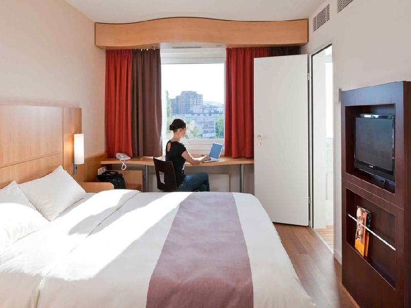 ibis Zurich Messe-Airport