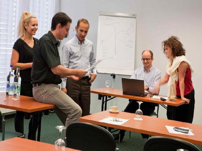 ibis Zurich Messe-Airport