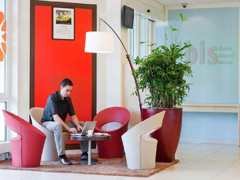 ibis Zurich Messe-Airport
