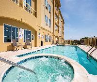 La Quinta Inn & Suites Ft. Worth - Lake Worth
