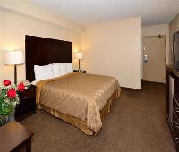 Rodeway Inn & Suites Bakersfield
