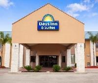 Days Inn and Suites Conroe North