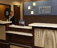 Holiday Inn Express & Suites Huntsville Airport
