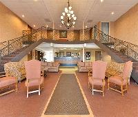 Econo Lodge Inn & Suites Triadelphia - Wheeling