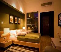 Qiu Hotel Rooms
