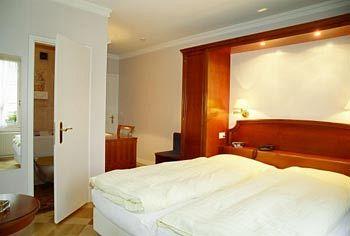 Hotel Carlton-Europe