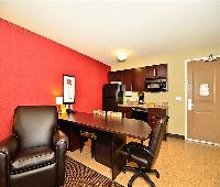 HomStay Suites Dickinson