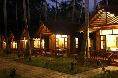 Hotel Symphony Palms Beach Resort .