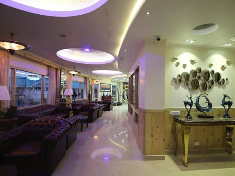 Crescent Resort