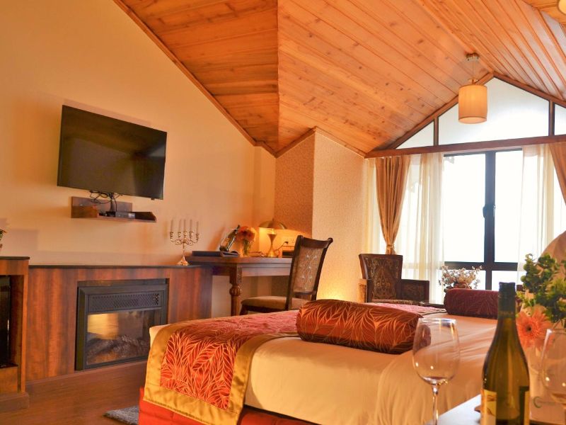 Crescent Resort