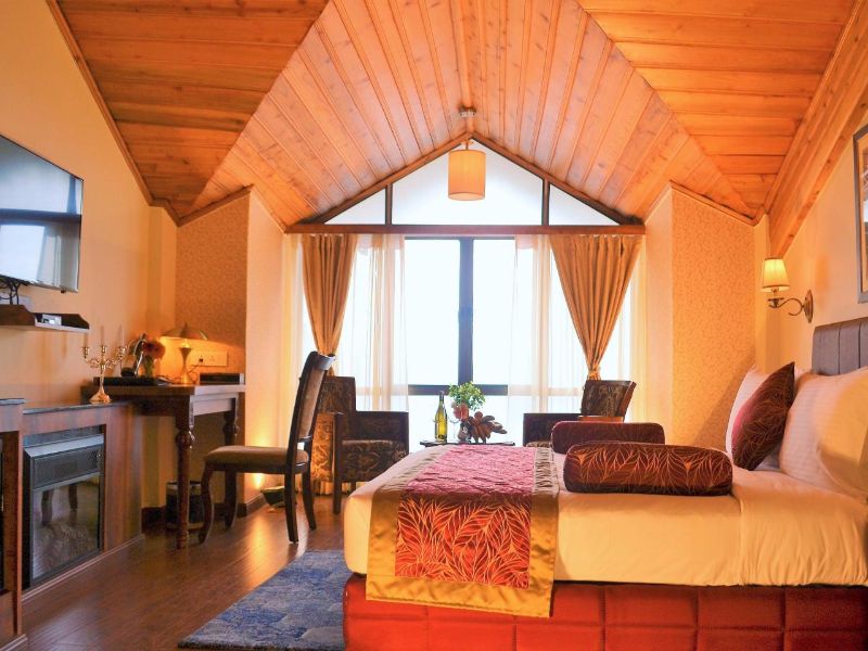 Crescent Resort