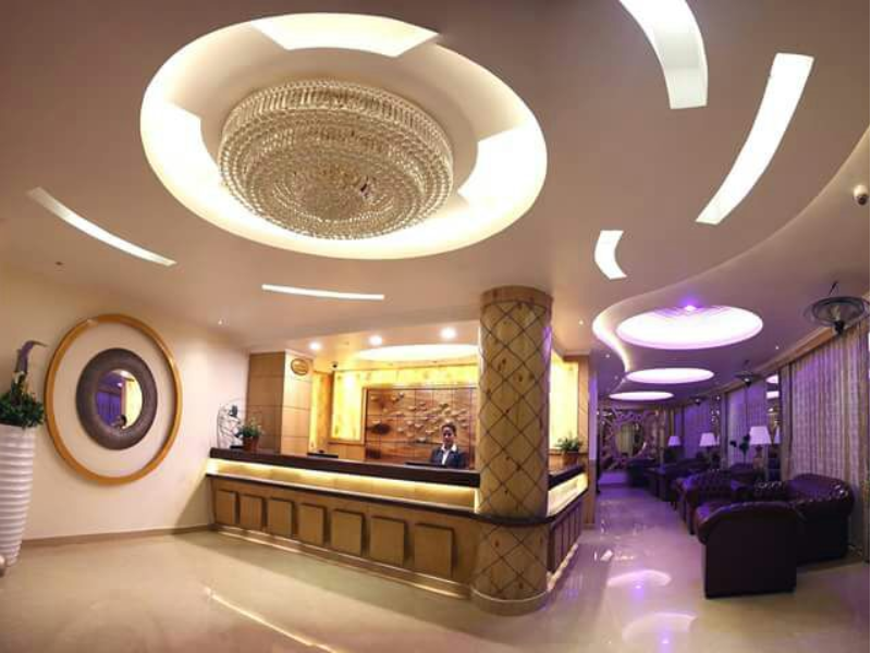 Crescent Resort