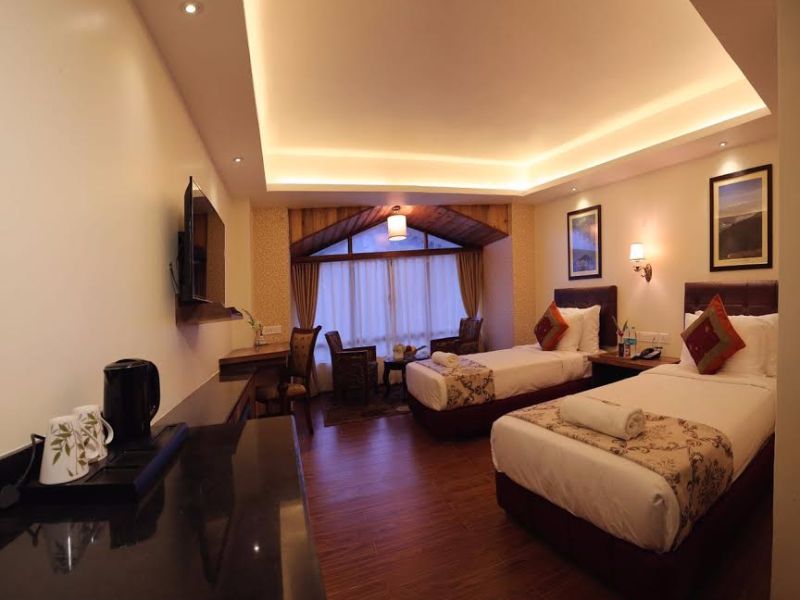 Crescent Resort