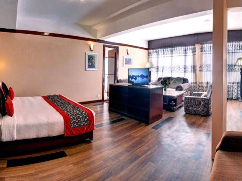 Crescent Resort